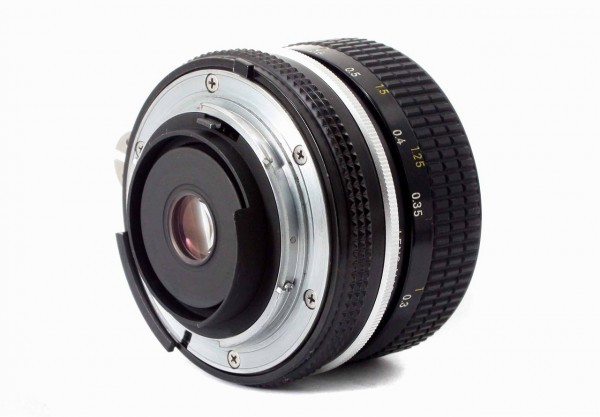☆極上美品☆ニコン Nikon Ai NIKKOR 28mm F3.5 マニュアルフォーカス