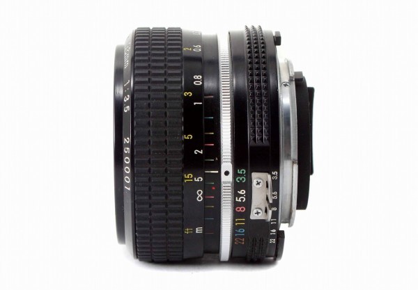 ☆極上美品☆ニコン Nikon Ai NIKKOR 28mm F3.5 マニュアルフォーカス