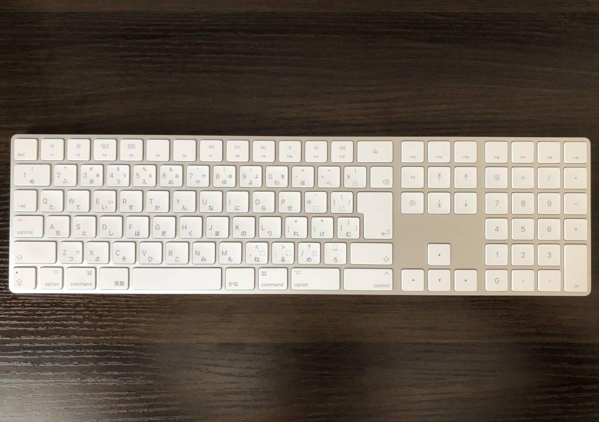 美品Apple Magic Keyboard MQ052J/A 箱付 最安値】美品Apple Magic Keyboard MQ052J/A 箱付 美品即決!! アップル