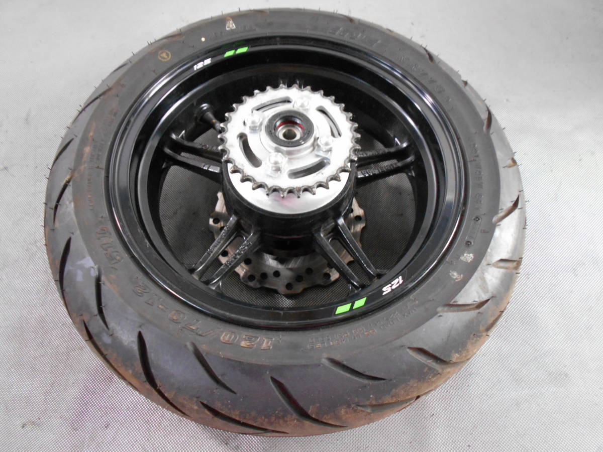 カワサキ Z125PRO リアホイール D2R8-0218 E1R7-1121 タイヤ 