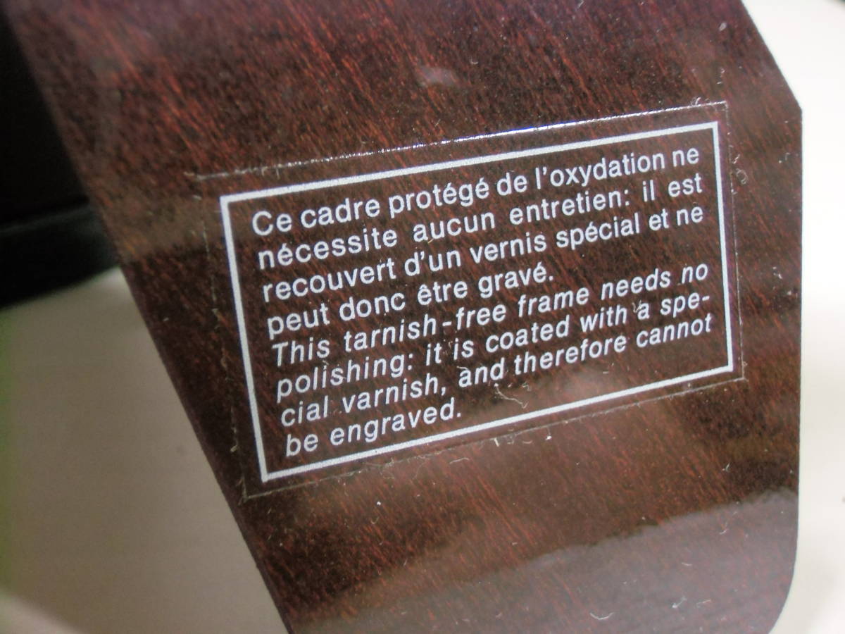 クリストフル Christofle コキーユ フォトフレーム 写真立て 銀色 シルバー ロジウムメッキ加工 L判サイズ対応 スタンド式 金属フレーム 売買されたオークション情報 Yahooの商品情報をアーカイブ公開 オークファン Aucfan Com
