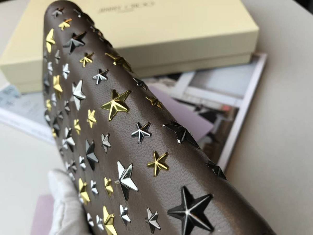 最終値下げ!!JIMMY CHOO ジミーチュウ ラウンドファスナー 長 最終値下げ!!JIMMY CHOO ジミーチュウ ラウンドファスナー 長