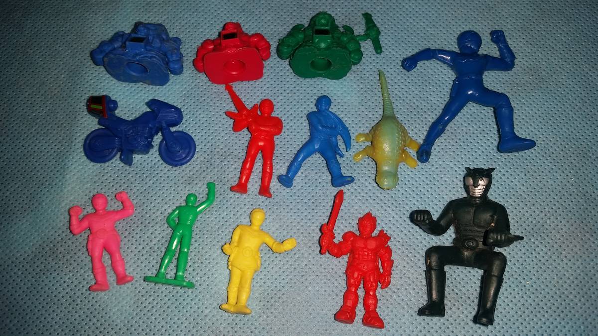 ゴム人形：ヒーロー 戦隊 ロボ 消しゴム 食玩 不明の11体 当時物 K/御