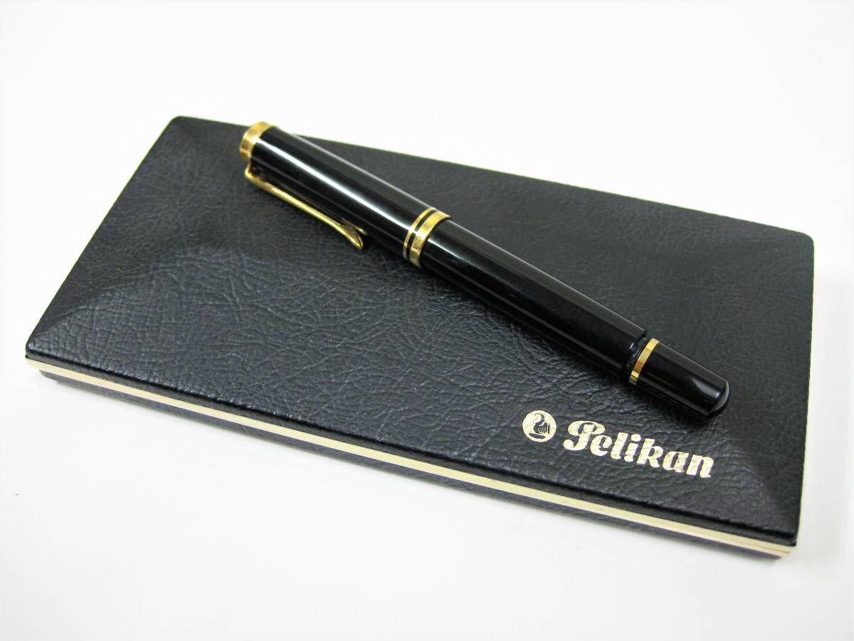 Pelikan ペリカン 万年筆 14C-585 M 黒 ゴールドトリム Pelikan