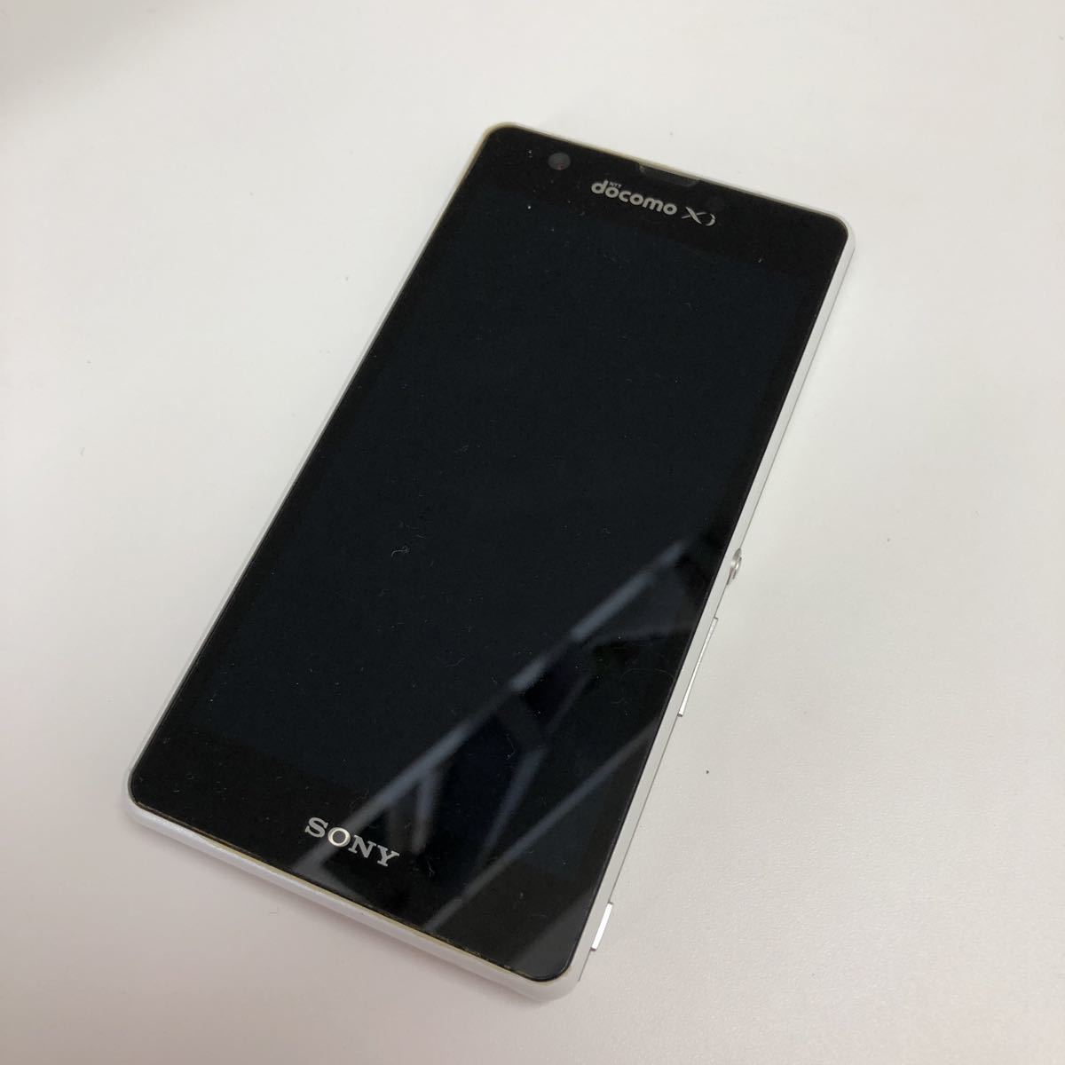 ☆docomo☆SO-04E（ホワイト）☆SCA-02338　8/2