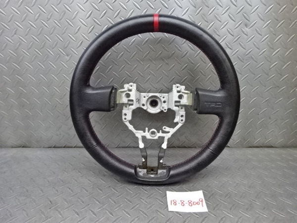 生産終了品!! TRD MOMO モモ ZN6 86 ハチロク 前期 レザー