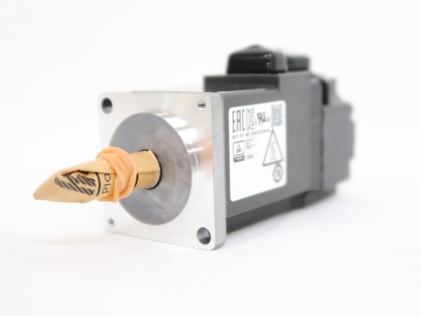 未使用 三菱電機 HF-KP13 サーボモーター 電材 配電用品 T3316835