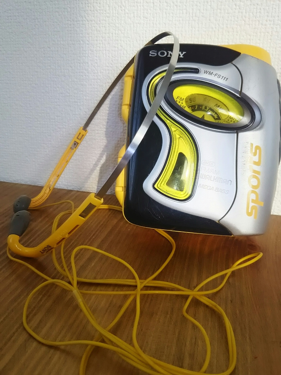 新作登場 sony sports walkman wm-fs111 ｍｄｒ-w07(再生専用)｜売買されたオークション情報、yahooの商品情報をアーカイブ公開 - オークファン 再生専用
