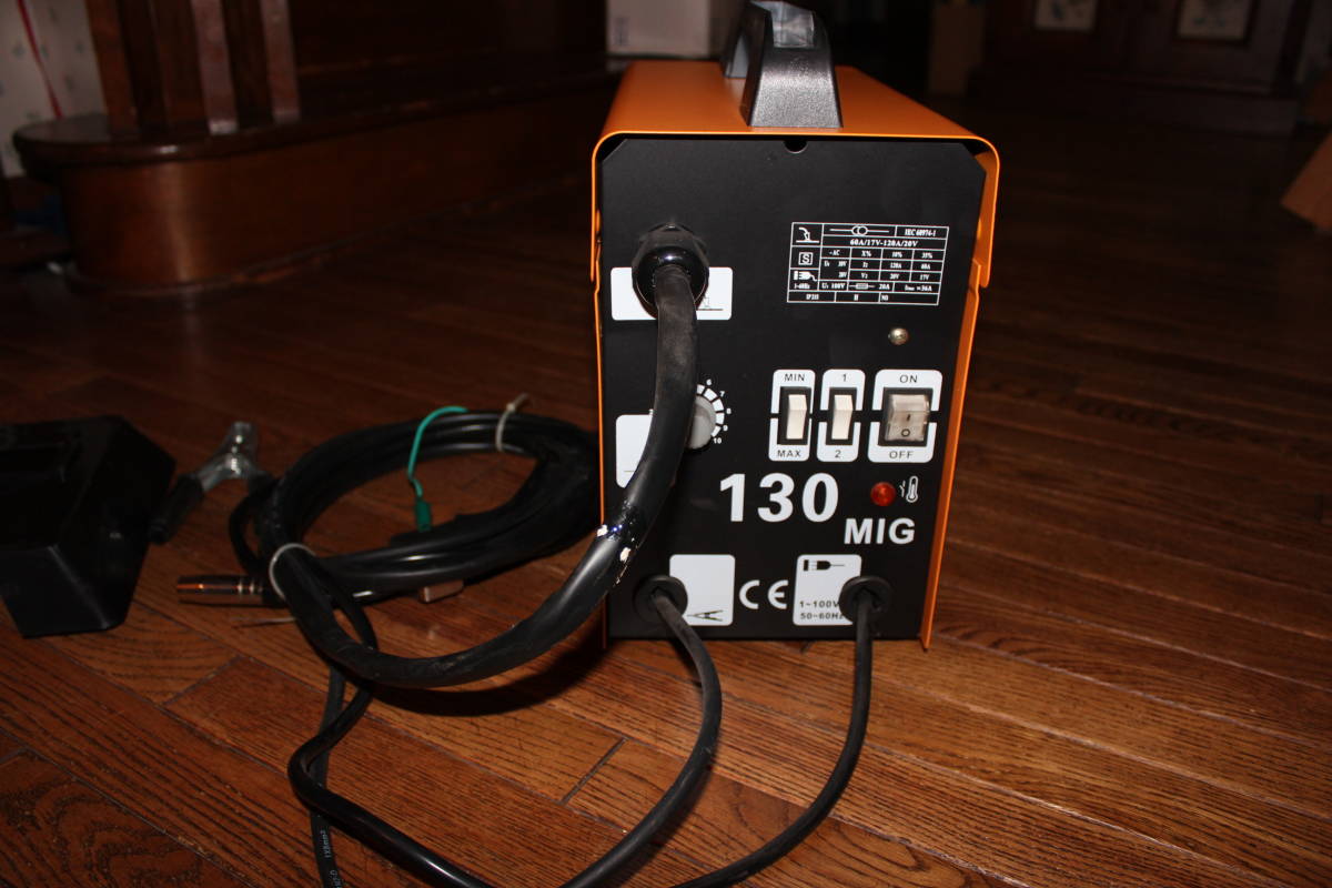 半自動溶接機 100V 半自動 溶接機 100v 1台3役 ノンガス半自動溶接機の 