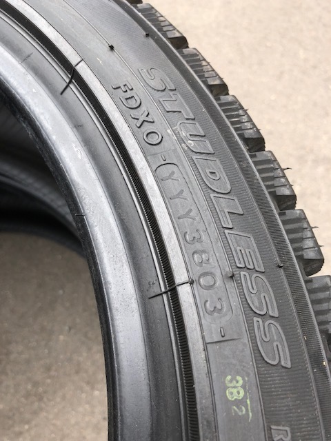 YOKOHAMA ヨコハマ iceGUARD アイスガード 215/45R18 89Q 03年製 2本