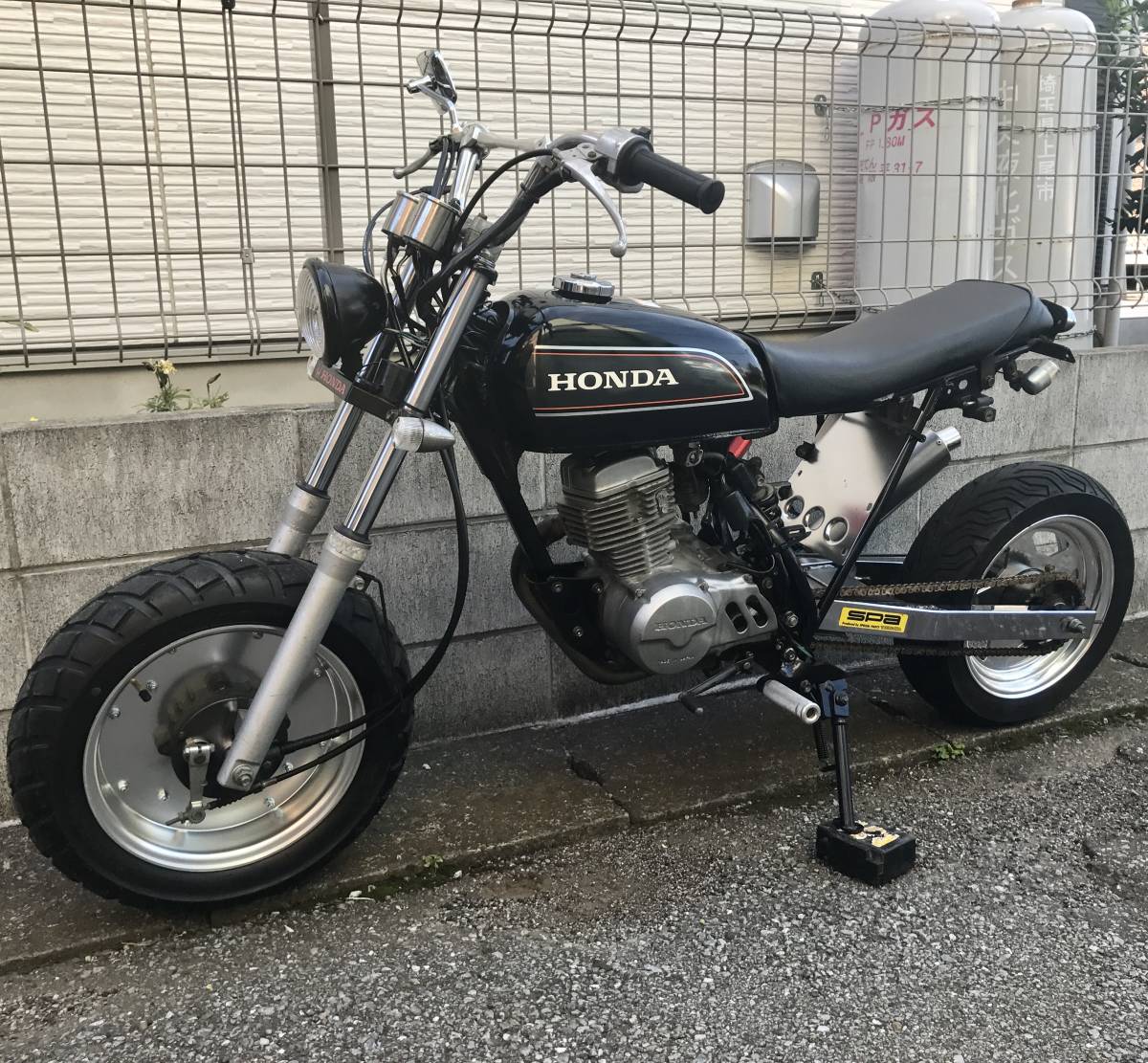 ホンダ プロが造るカスタム 投稿詳細｜MOTOCLE エイプ50 エイプ100 