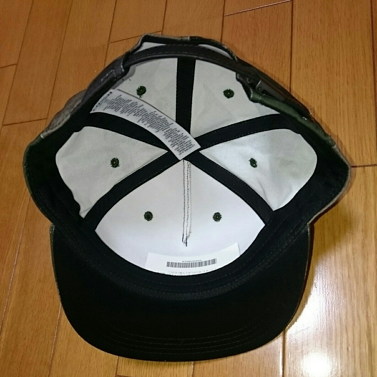 【新品】COACH コーチ CAMO FLAT BRIM HAT キャップ 正規品 ストリート ストレートキャップ　ベースボールキャップ 迷彩 メンズ レディース Hat Brim Flat カモフラージュ レザー Cap)