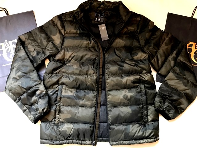 豊富な，低価 本物保証A&Fアバクロ M/Camo迷彩 1200-308 ダウン ダウンジャケット(Mサイズ)｜売買されたオークション情報、yahooの商品情報をアーカイブ公開 - オークファン 男性用