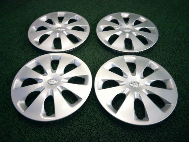 アクア NHP10 ホイールキャップ 082 42602-52540