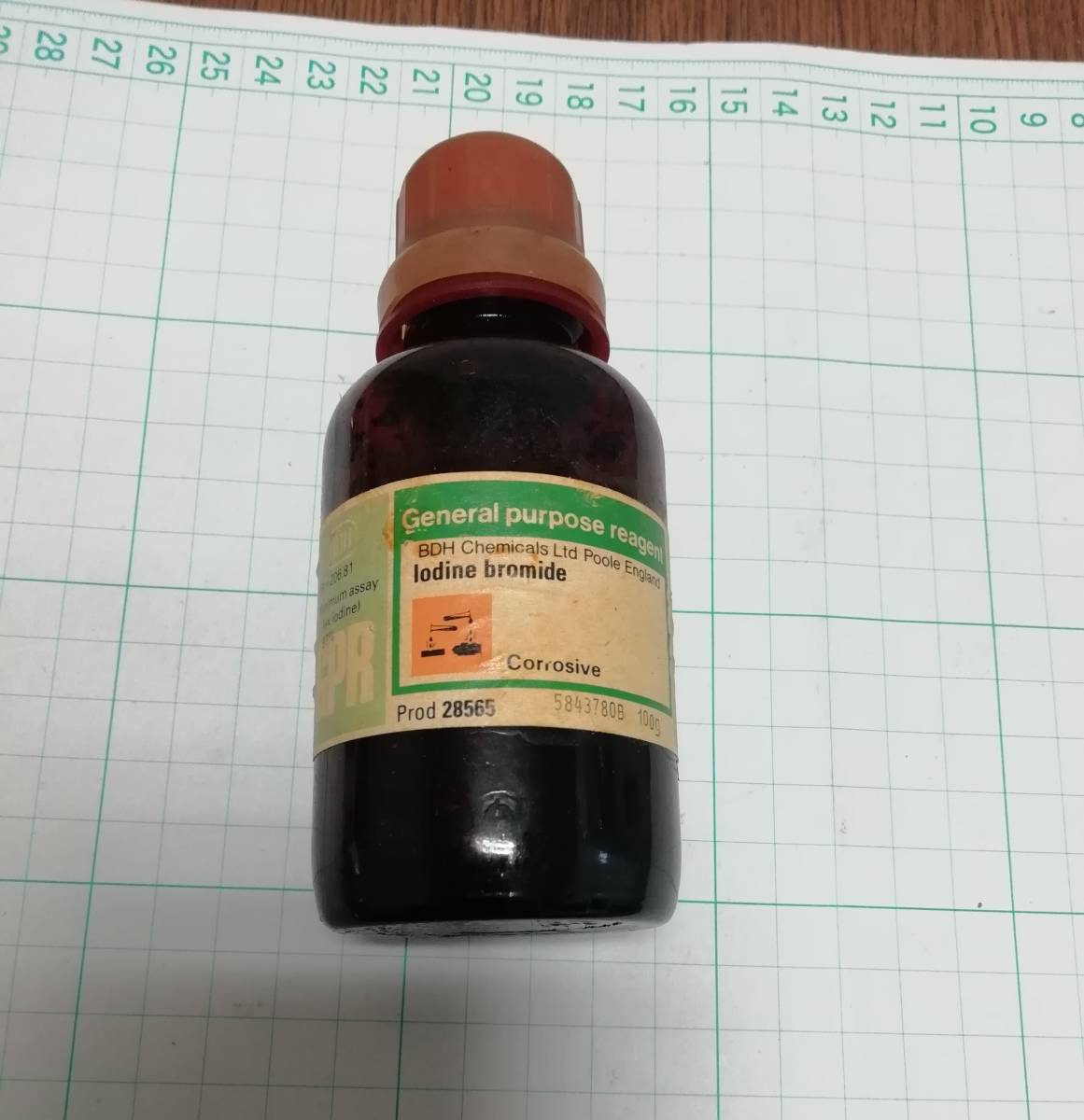 【定番人気，正規品】 IBr 97% 100g 遮光ビン入り 非金属/ハロゲン間化合物/一臭化ヨウ素/臭素 ヨウ素化合物/非金属/元素/標本/販売(岩石、鉱物)｜売買されたオークション情報、yahooの商品情報をアーカイブ公開 - オ その他