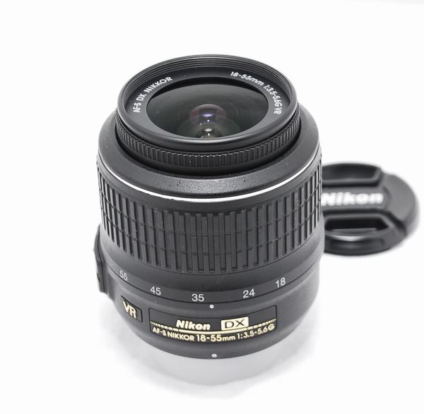 新作登場，高品質 級の超 Nikon ニコン AF-S DX NIKKOR 18-55mm f/3.5-5.6 G VR(ニコン)｜売買されたオークション情報、yahooの商品情報をアーカイブ公開 - オークファン ニコン