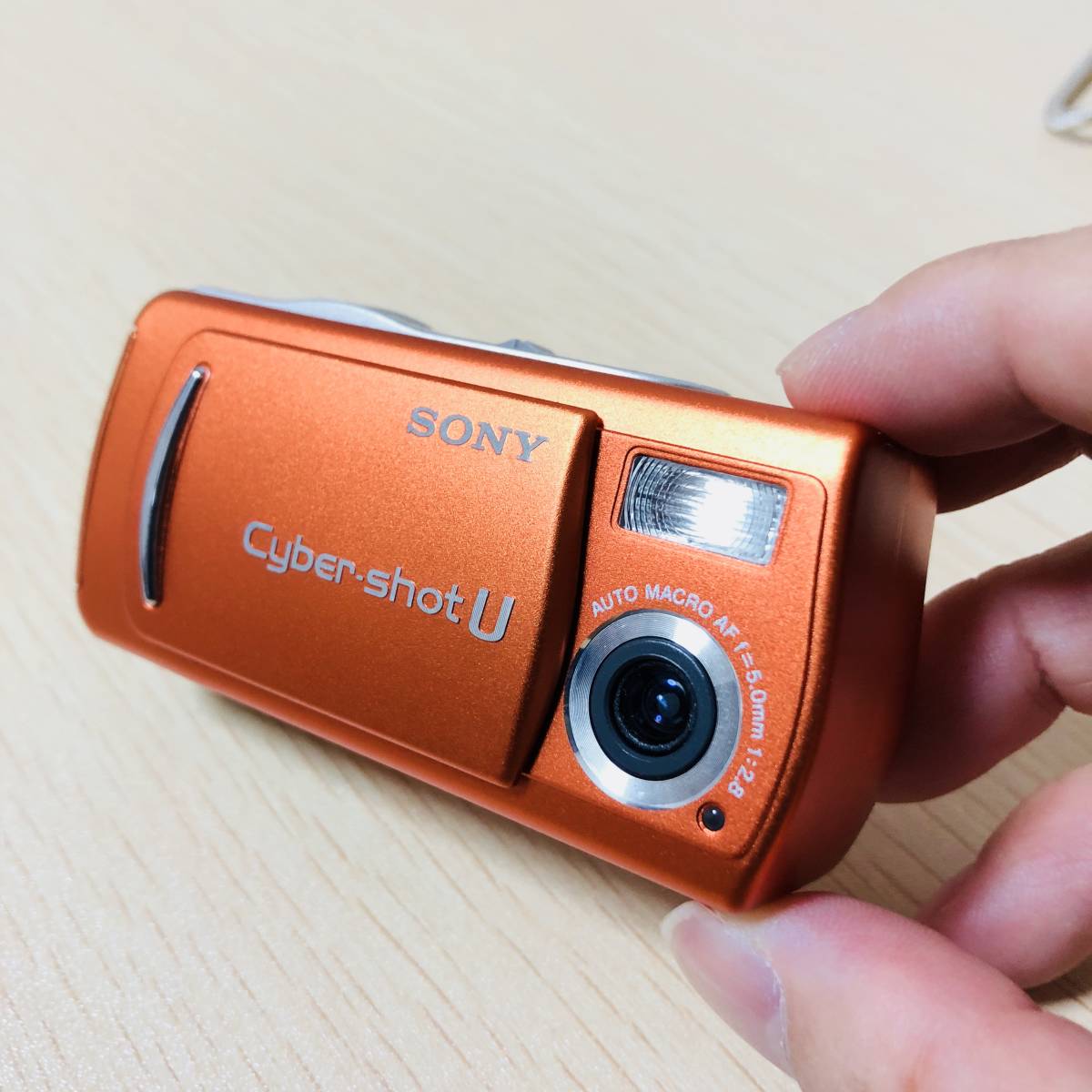 ソニー　SONY デジカメ　DSC-U20 オレンジ