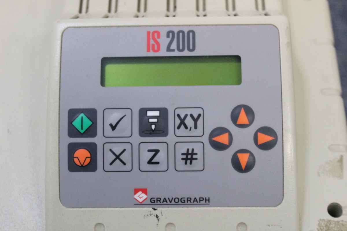 7982 5025 グラボテック コンピューター彫刻機 IS200 2004年製(印材)｜売買されたオークション情報、yahooの商品情報を ...