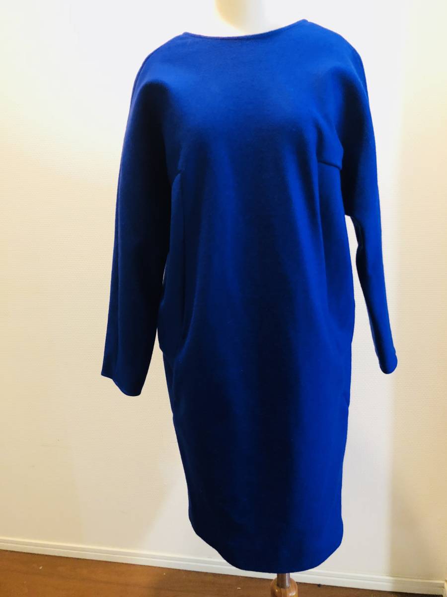  ヨーコチャン yoko chan バックv ワンピース ウール 38 ブルー(ワンピース)｜売買されたオークション情報、yahooの商品情報をアーカイブ公開 - オークファン 女性用