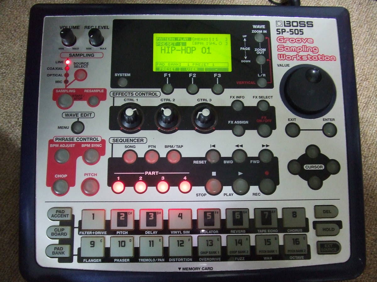BOSS SP-505 サンプラー Rorand SP-505 | Boss - Roland Groove SP-505 