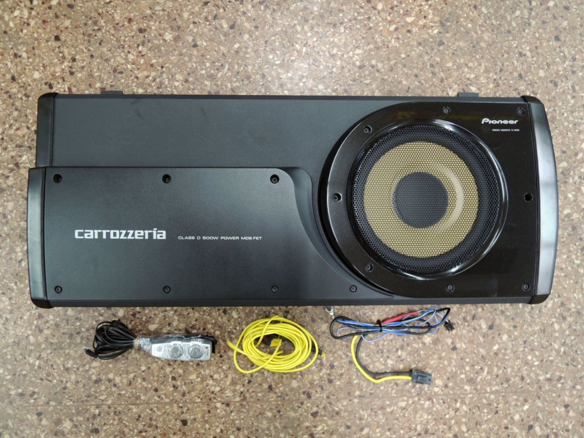 ○ カロッツェリア TS-WX99A 25cm MAX500W ウーファーBOX アンプ内蔵