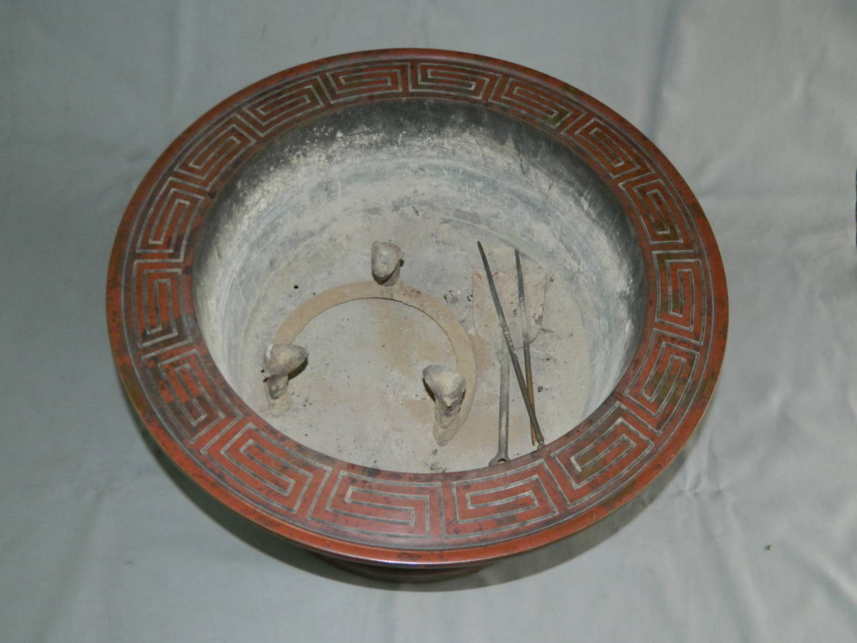 時代火鉢　唐子遊び　獅子持ち耳　宣徳銅　銘:義正　瓶掛 時代火鉢 宣徳銅 Yahoo!オークション 唐子遊び 獅子持ち耳 瓶掛 銘 -宣