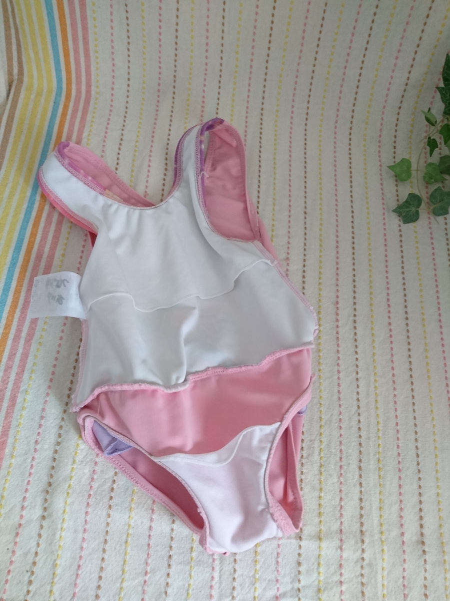 お子さまサイズ ディズニープリンセスのワンピース水着 ピンク うす紫 サイズ90 赤ちゃんサイズ タキヒヨー株式会社 記名あり 90 85 94cm 売買されたオークション情報 Yahooの商品情報をアーカイブ公開 オークファン Aucfan Com