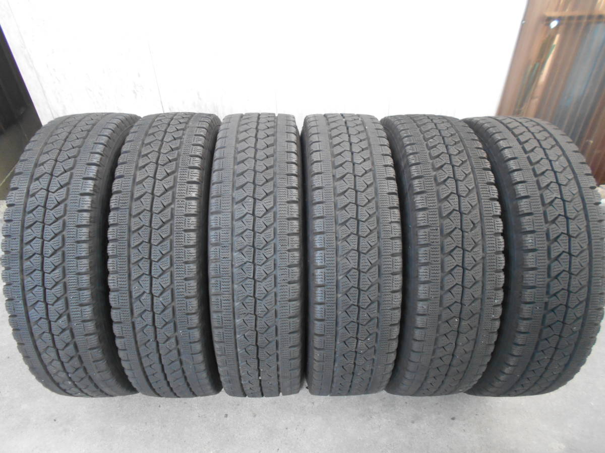 バリ溝！鉄ホイール＆ブリザック205／70R17.5 6本キャンター トラック