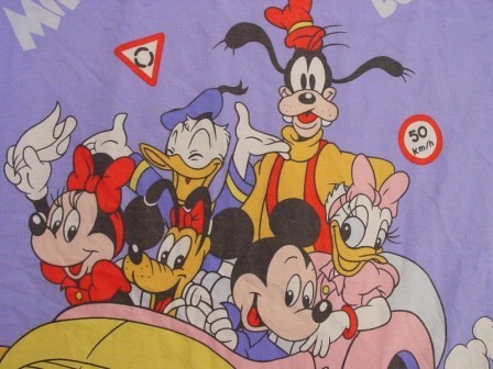 ミッキーミニー ディズニー 大柄ドライブ柄 フィットシーツ 生地