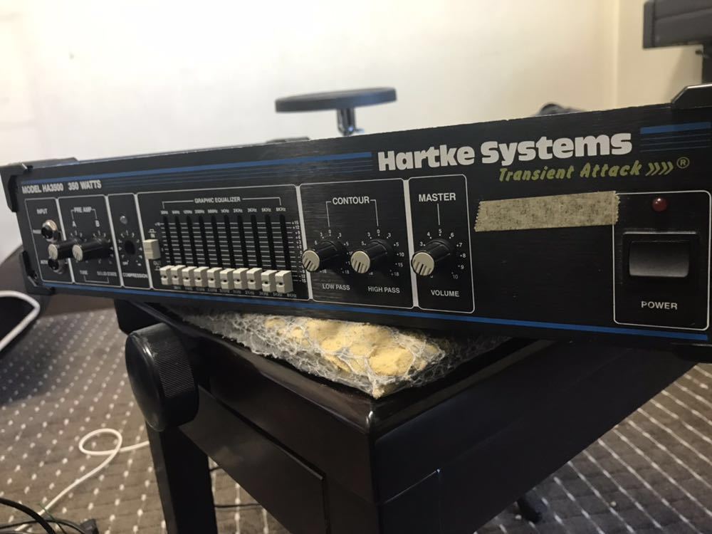 Hartke HA3500 350 WATTS ジャンク - hartke HA3500 350WATTS ジャンク