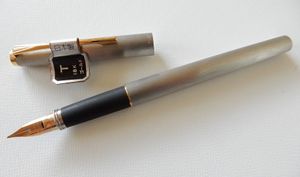 pilot 18k-750 万年筆のYahoo!オークション(旧ヤフオク!)の相場・価格