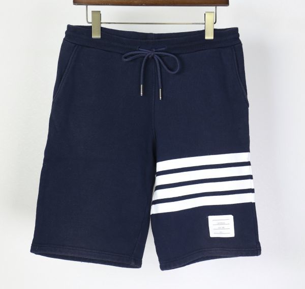 国内 thom browne トムブラウン クラシック 4BAR 4ライン スウェット スエット ハーフ パンツ ショーツ1 a9781