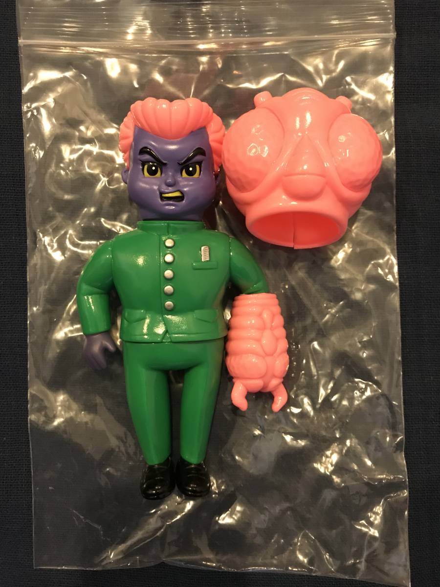 フィギュアとバルーンのセットミスターティック (Mr.Tick) 村上隆！激レア Yahoo!オークション - 村上隆 Mr.Tick ぬいぐるみ 紫 赤 検) ミスター