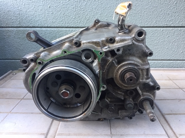 逆輸入車 XR250R ME06 腰下エンジン クロスミッション 《検索