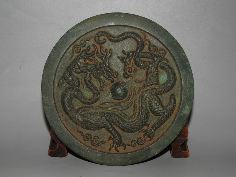 発掘品 出土 青銅製細工 銅鏡 龍紋鏡 貴重 珍品唐物 出土 民間