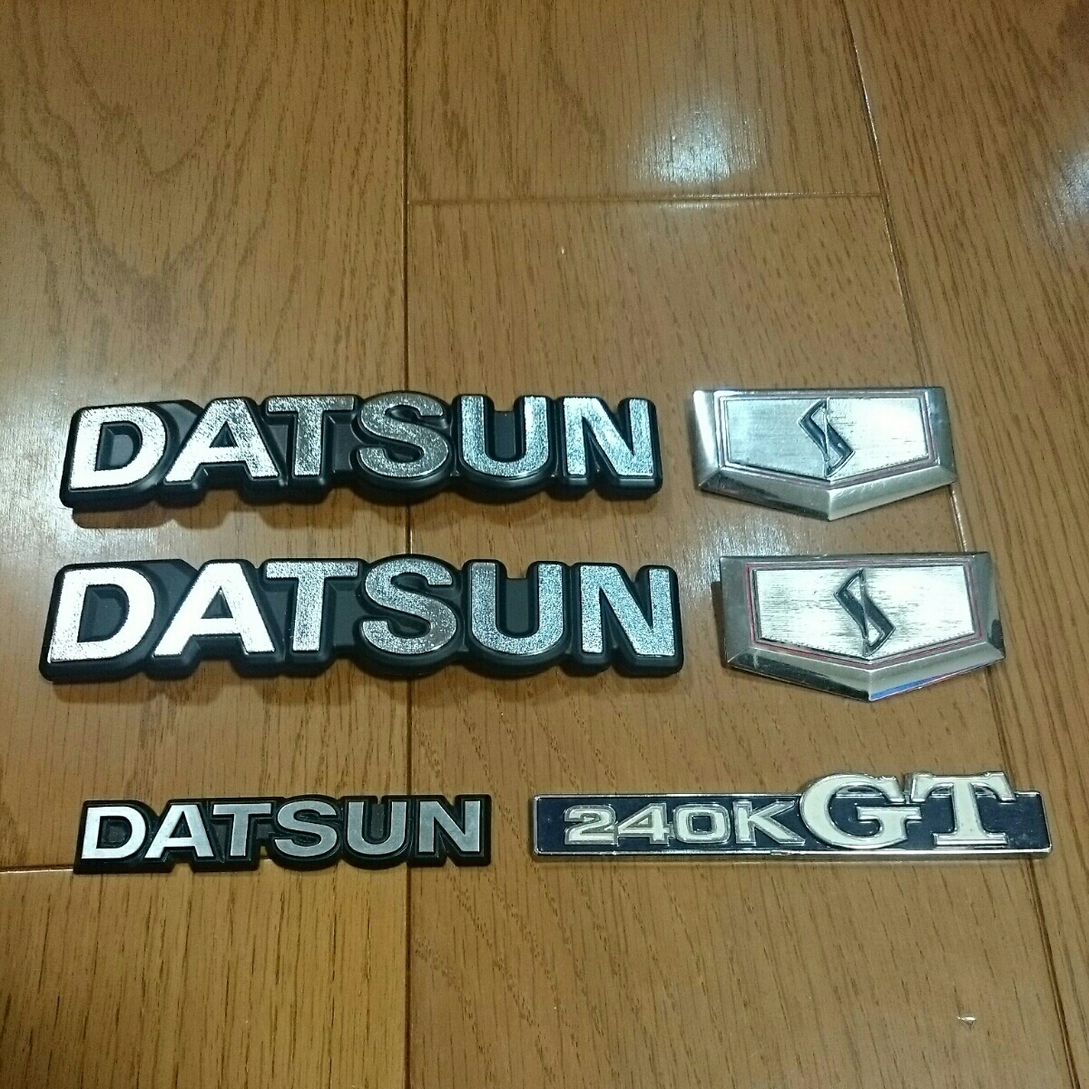 ダットサン【DATSUN】スカイライン ジャパン 輸出用エンブレム 