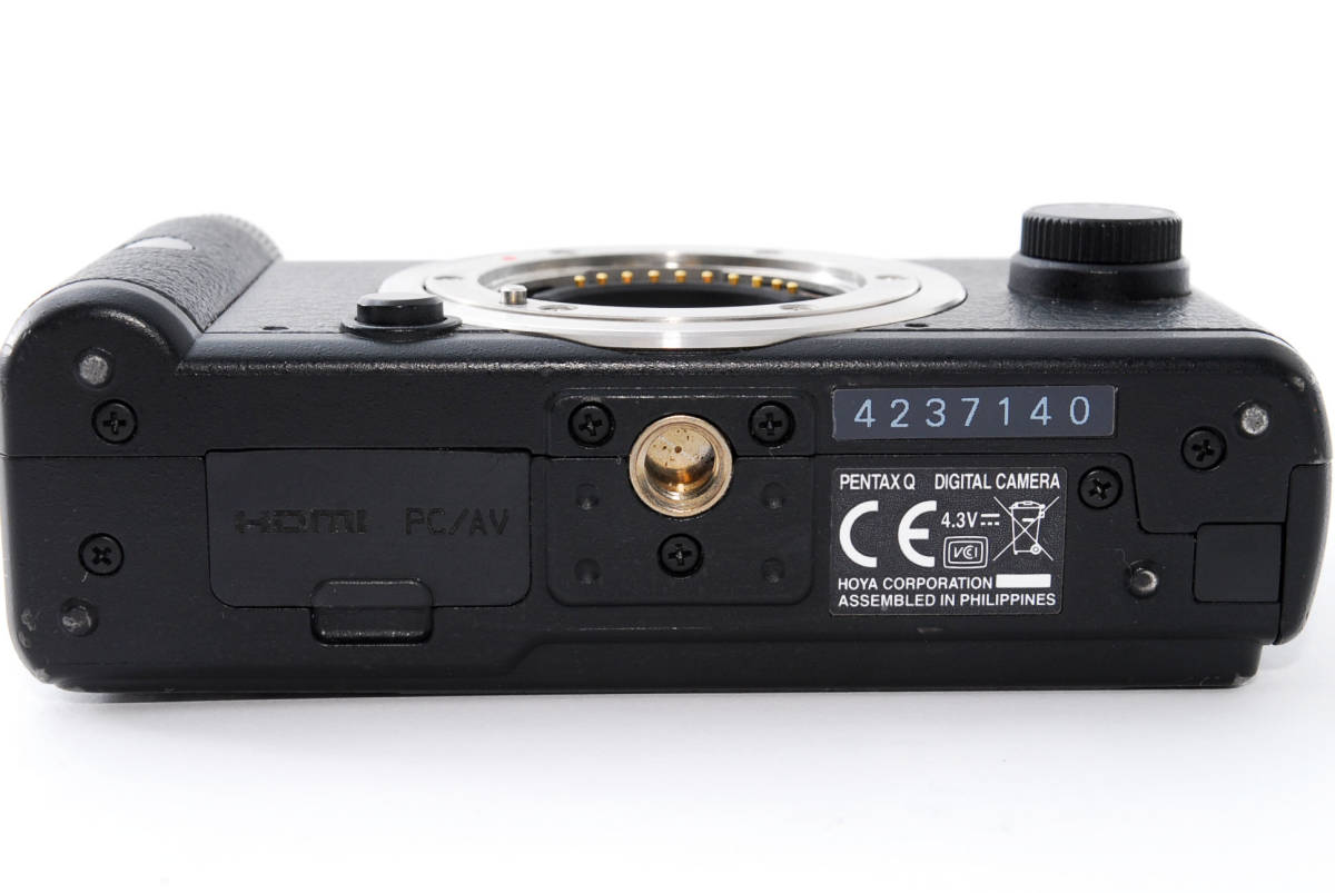 2449☆ 美品 ☆ ペンタックス PENTAX Q ボディ ミラーレス一眼 【公式