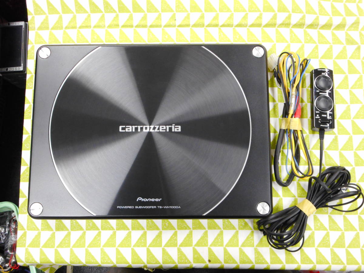 カロッツェリア TS-WH1000A 最大200Wアンプ内蔵サブウーファー 