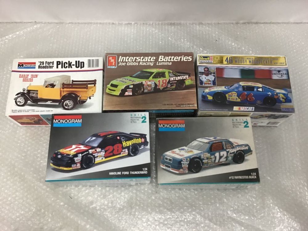 ジャンク含 MONOGRAM他 1/24 #12 RAYBESTOS BUICK，HAVOLINE FORD THUNDERBIRD 等 / プラモデル