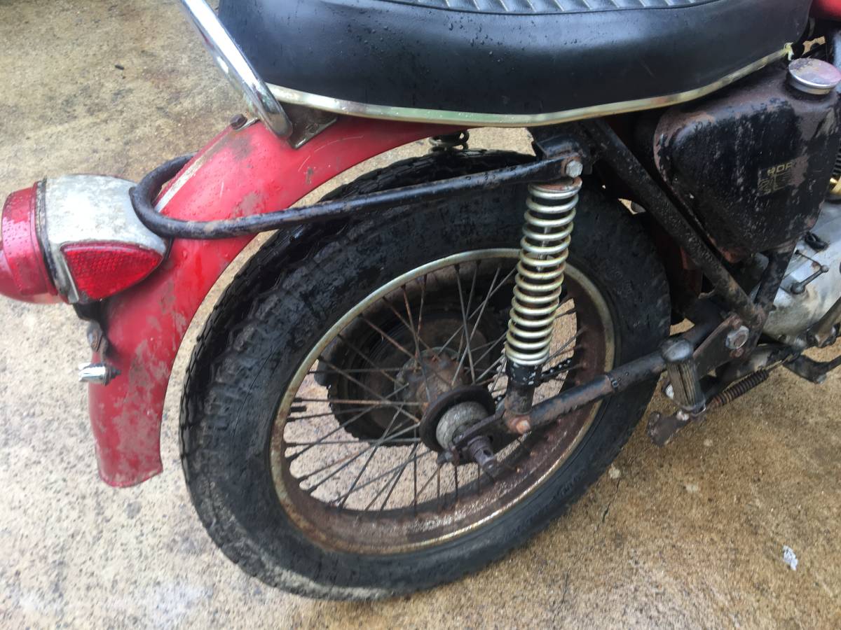【レア希少】TRIUMPH T25　オリジナルタンク　英車　BSA 当時物 1970年 トライアンフ トロフィー 250cc 旧車 BSA ノートン 英車 【公式