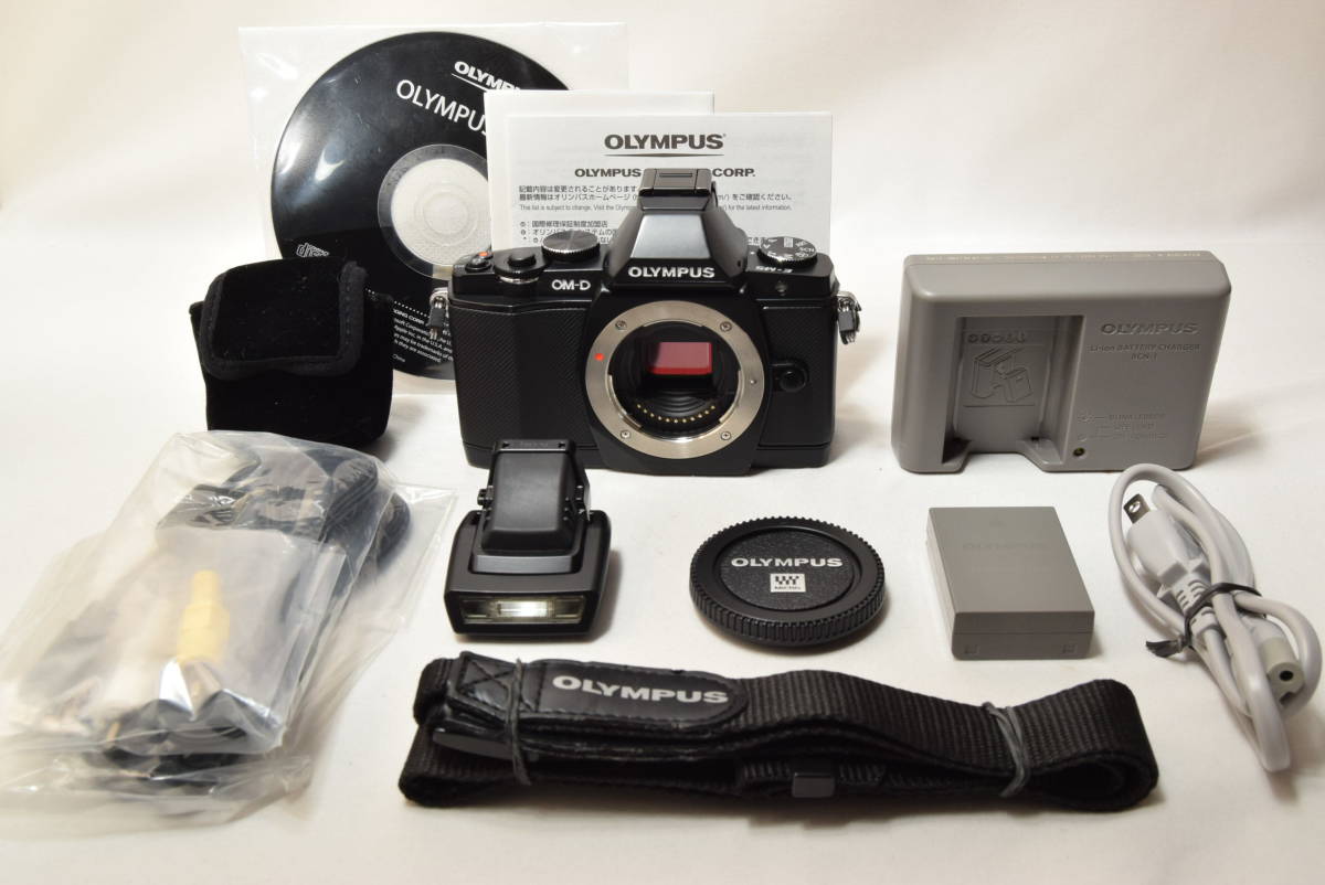 OM-D OLYMPUS E-M5 ミラーレス一眼 ボディ | レンズキット ブラック 