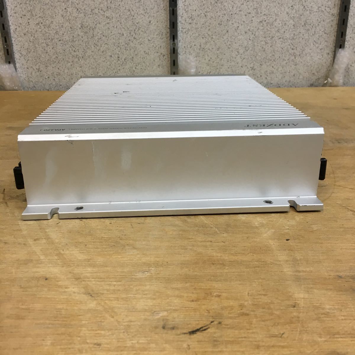 ADDZEST Yahoo!オークション - 200W 4⁄3⁄2チャンネル パワーアンプ 