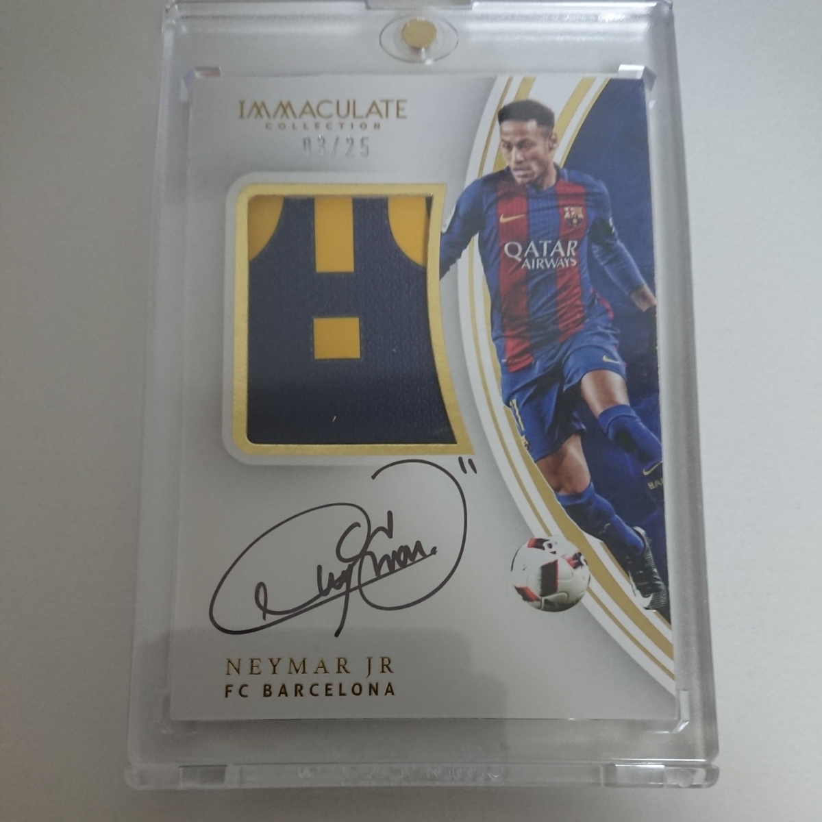 2017 Panini Immaculate Soccer Premium Patch Autograph Neymar Jr. FC Barcelona 25枚限定直筆サインメモラビリアカード_1