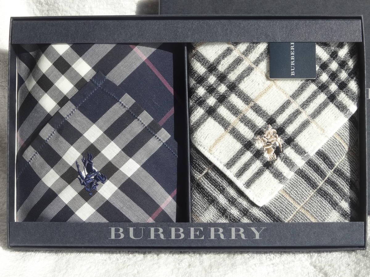 新品未使用＊Burberry バーバリー ハンカチ・タオルハンカチ２枚セット＊ホース刺繍・箱入り