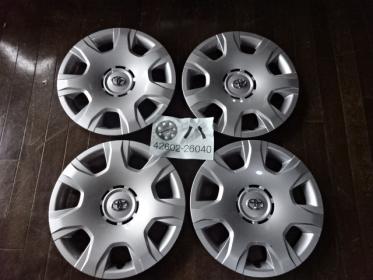 【安い，SALE】 トヨタ 200系 ハイエース 純正 15インチ ホイールキャップ 4枚セット 42602-26040(純正品)｜売買されたオークション情報、yahooの商品情報をアーカイブ公開 - オークファン 純正品