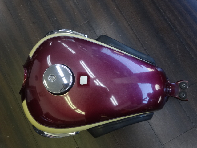 w400 w650 純正タンク W400 W650 W800 純正タンク ワインレッド 【公式通販】