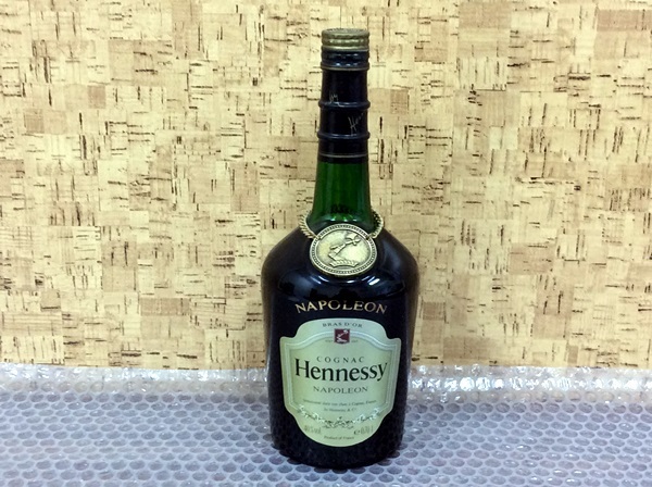 ヘネシー ナポレオン 未開栓 Hennessy NAPOLEON 700ml コニャック