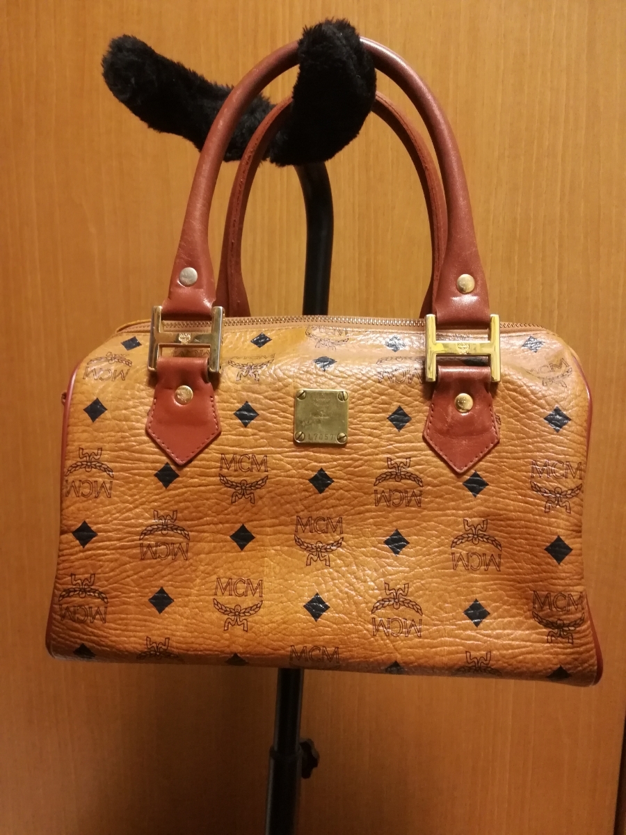 バッグ MCM（エムシーエム） 「ヴィセトス」柄をあしらったボストンバッグ