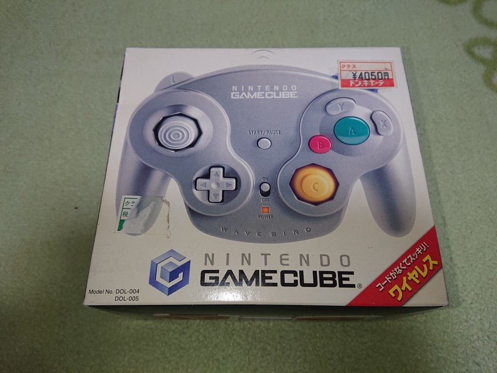 ゲームキューブ コントローラー ウェーブバード 一応新品 wiiでも利用可能