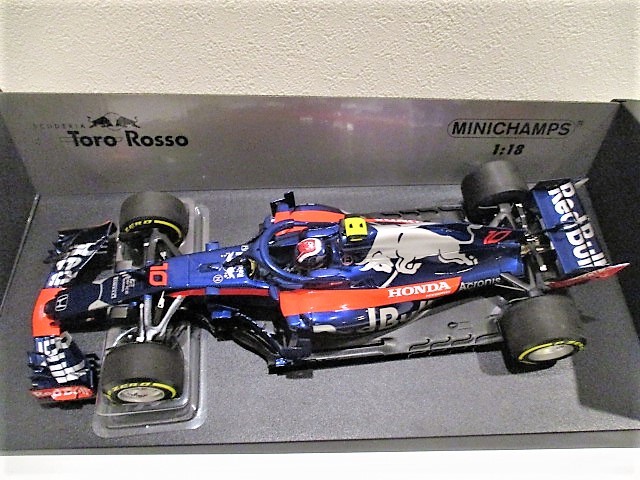 1/18 Minichamps スクーデリア トロロッソ ホンダ STR13 P.ガスリー